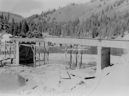 Bridge under construction in Kenai Mountains, 1950